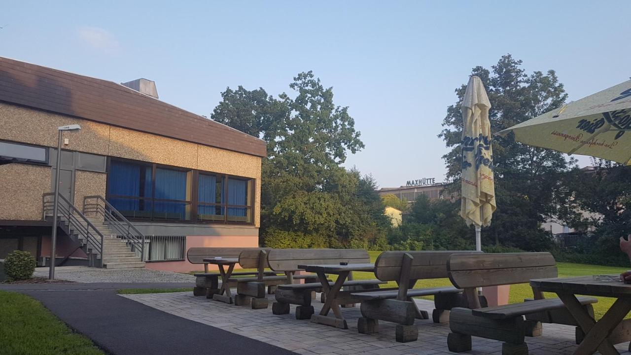 Gaestehaus Sandra Sulzbach-Rosenberg Eksteriør bilde